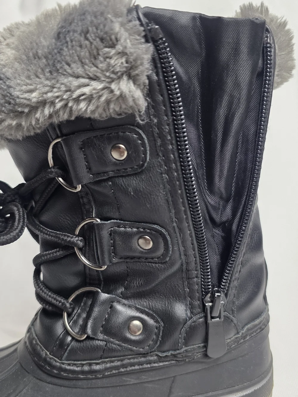 Dream Pairs Boys Girls Black Winter Snow Boots w/ Lace-Up Faux Fur Cuff  Size 10